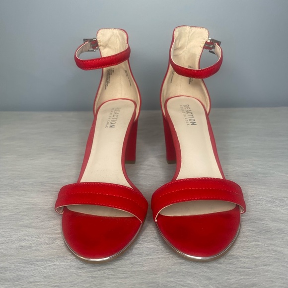 Kenneth Cole block heel strappy red sandal - Picture 4 of 5